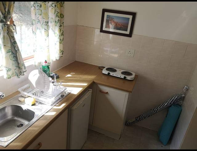 1 BEDROOM APARTMENT TO LET IN CHASE VALLEY